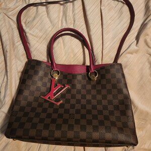 Authentic Louis Vuitton Riverside Damier Ebene